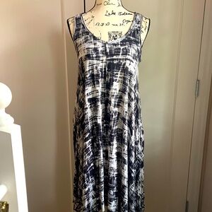 Simply Vera handkerchief hem dress